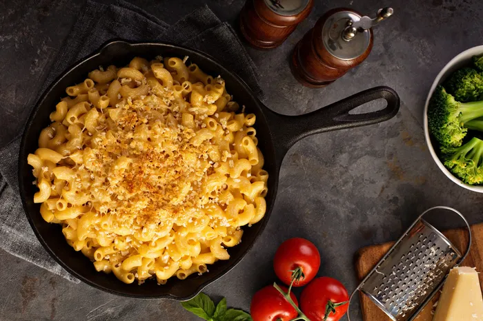 Gourmet du Village Earrings Smoky Cheddar Mac Cheese