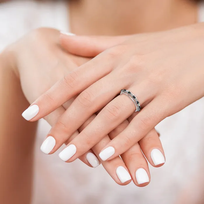 Goldiacom Rings 14k White Gold Black and White Real Diamond Ring